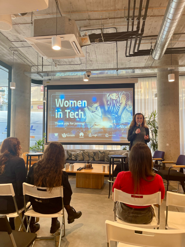 My First Women in Tech Breakfast in Prague: Entrepreneurship Means Learning Everything at Once